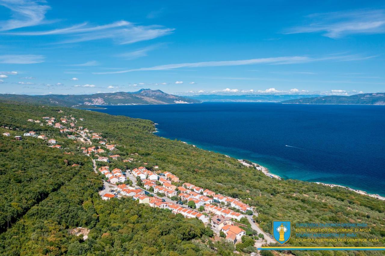 Amber Yourcroatiaholiday * Drenje (Istria)