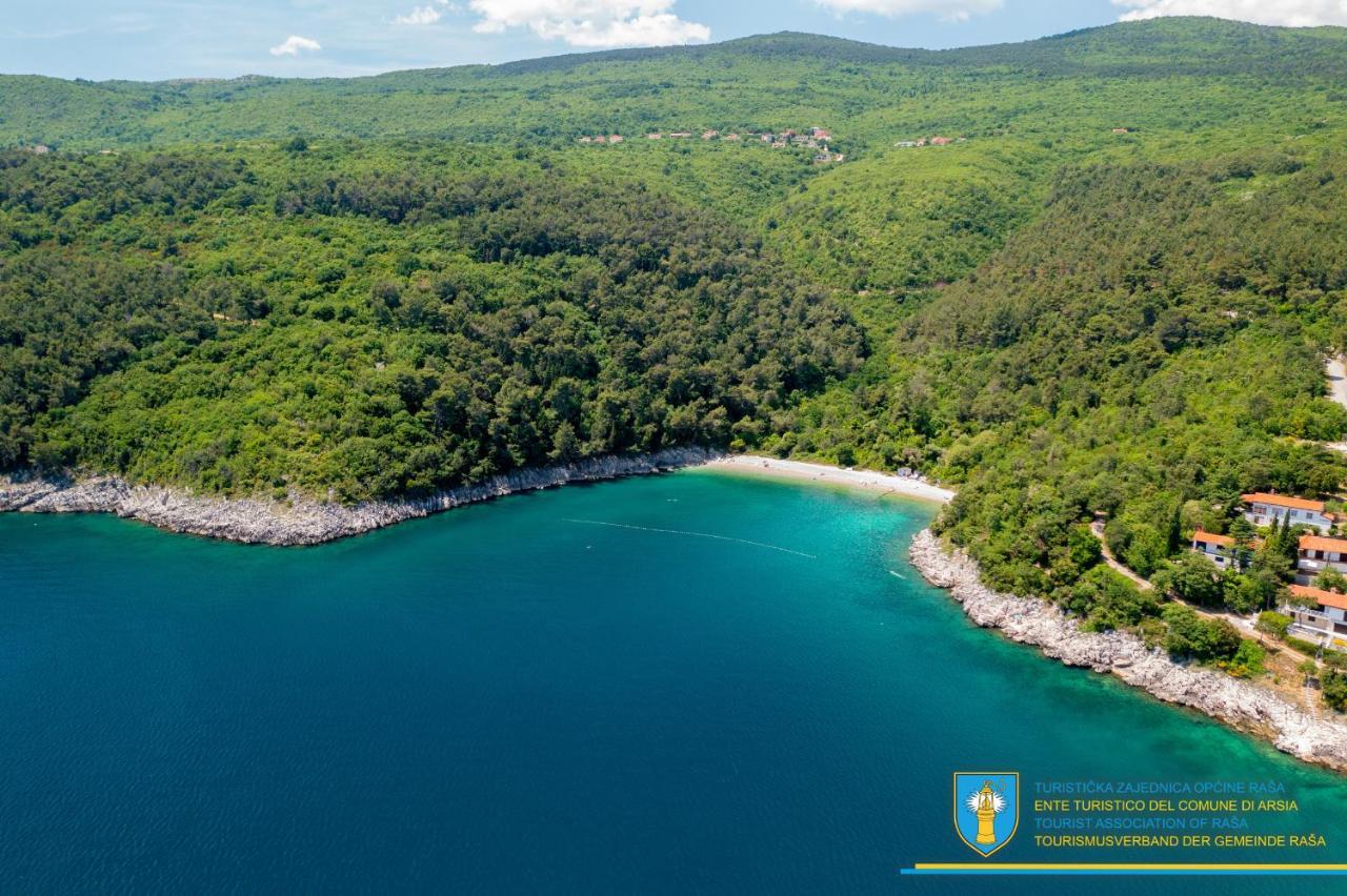 Amber Yourcroatiaholiday *